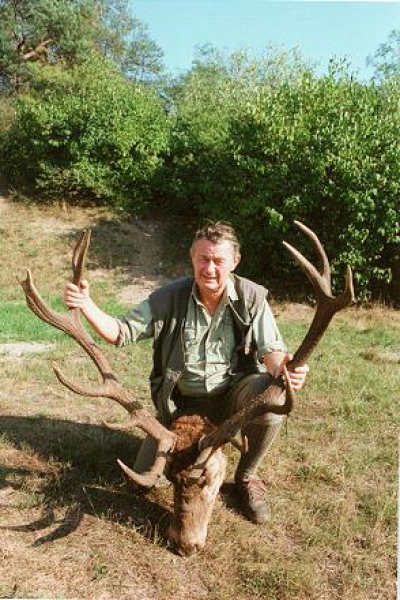 Red-stag Hunting 21.08-28.02